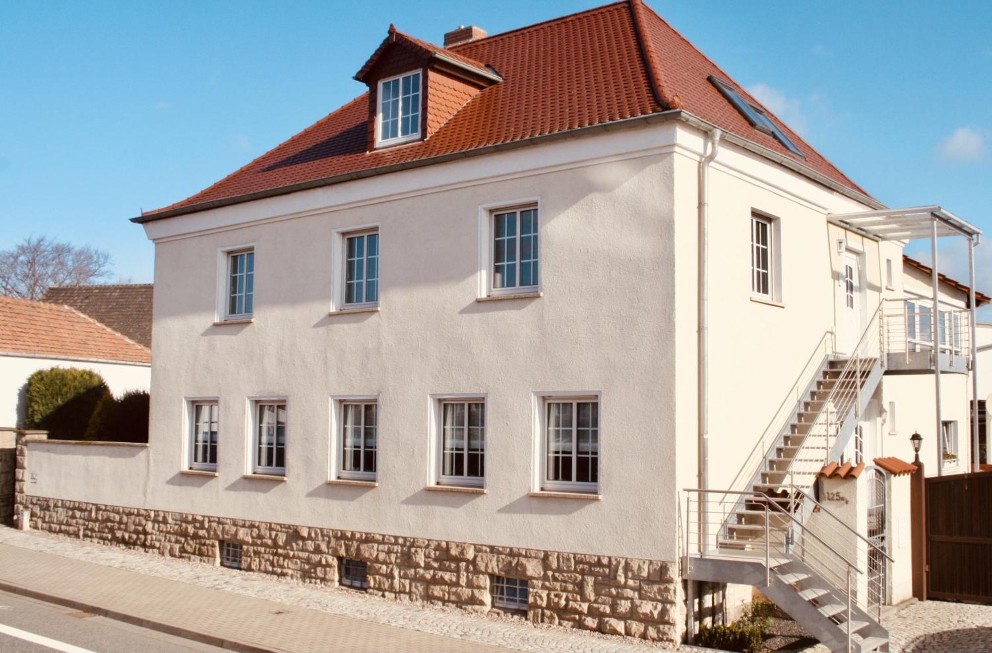 Casa Rehse: Stylish Apartment with Self-Check-In & Smart TV Erfurt Exterior photo