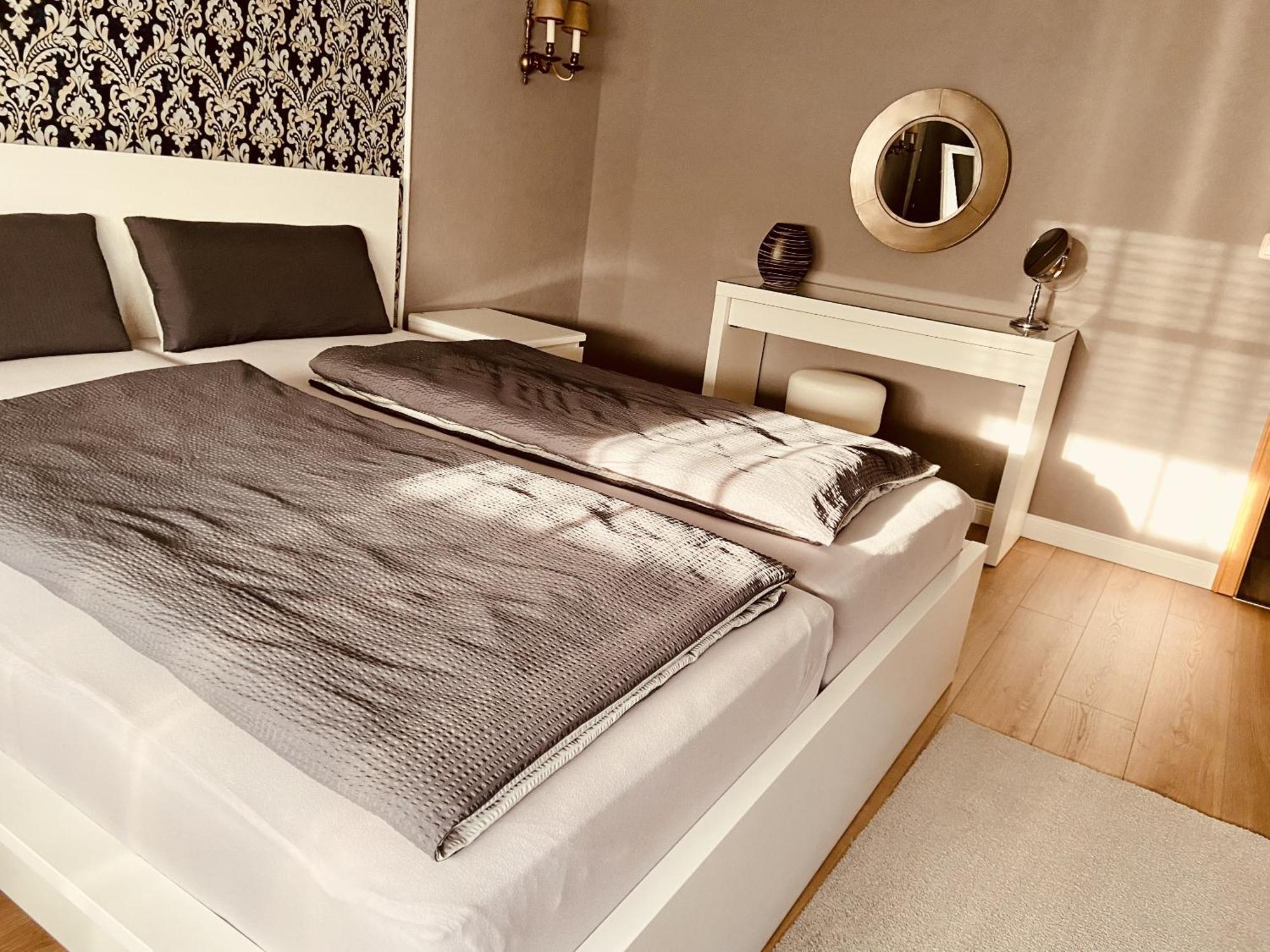 Casa Rehse: Stylish Apartment with Self-Check-In & Smart TV Erfurt Room photo